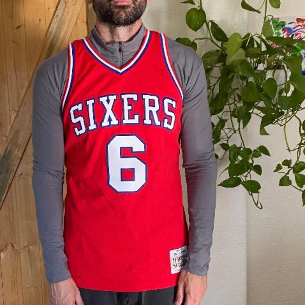 Mitchell and Ness NBA Dr J 76ers throwback jersey